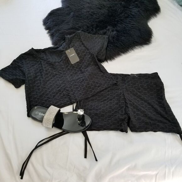 Yitong Top and short set - Picture 9 of 9